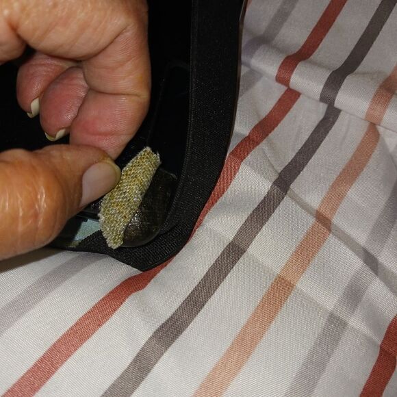 Logitech I-Pad Keyboard - Picture 6 of 11